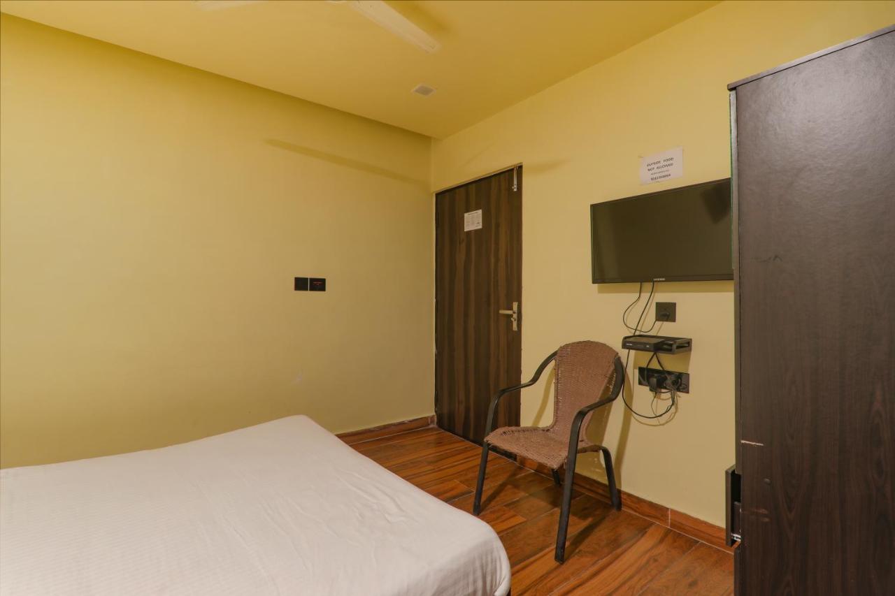 Hotel Fabexpress Lemon Grass Váránasí Exteriér fotografie